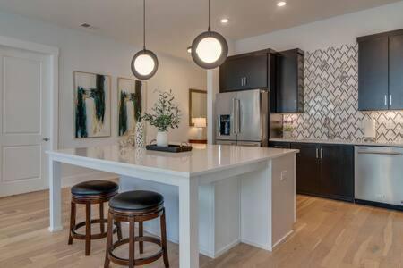 The Briar - Luxurious Condo Near Vanderbilt, NashvilleNashville  Kültér fotó