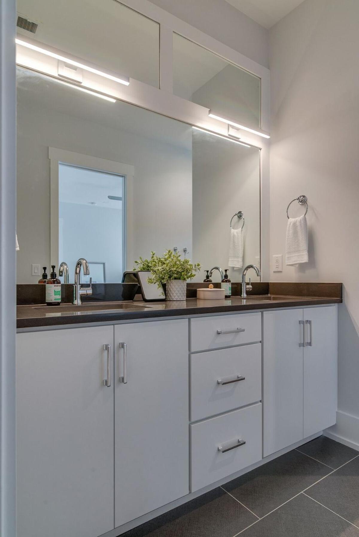 The Briar - Luxurious Condo Near Vanderbilt, NashvilleNashville  Kültér fotó